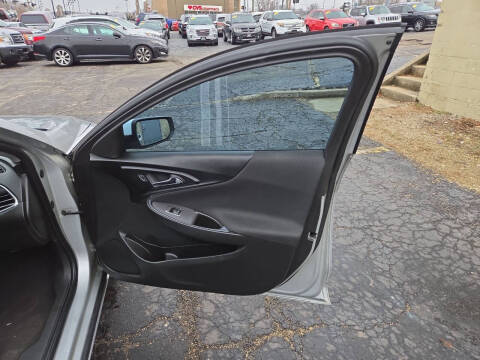 2017 Chevrolet Malibu LT