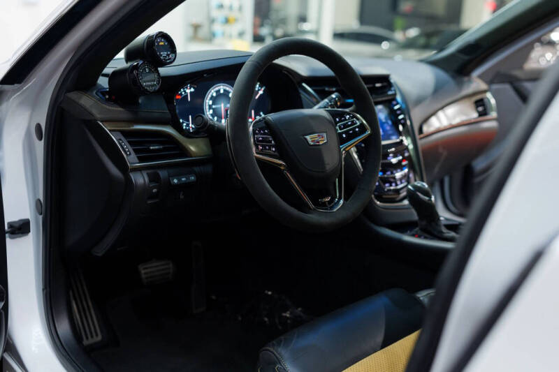 2016 Cadillac CTS-V