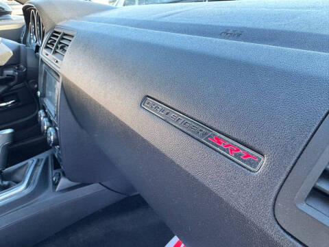 2009 Dodge Challenger SRT8