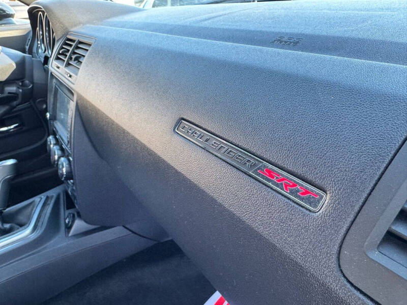 2009 Dodge Challenger SRT8