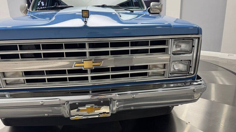 1987 Chevrolet R/V 10 Series