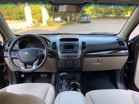2015 Kia Sorento LX