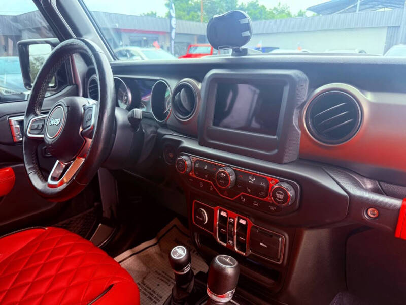 2020 Jeep Gladiator Sport