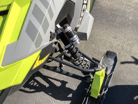 2020 Polaris 800 Switchback® Assault&#