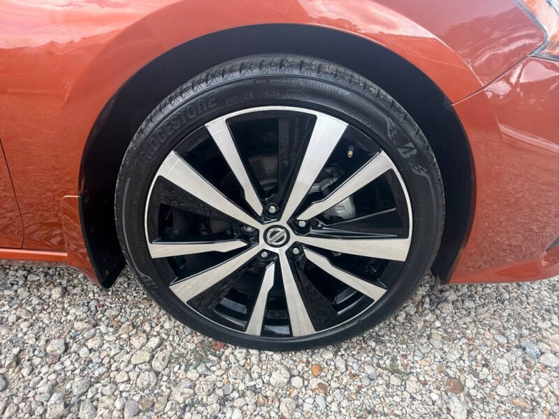 2022 Nissan Altima 2.5 SR