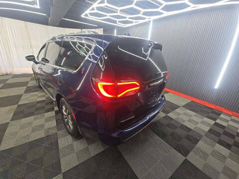 2019 Chrysler Pacifica Touring L Plus