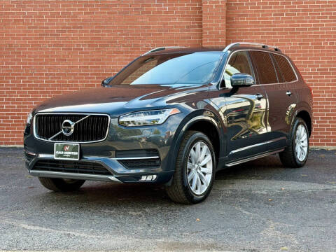 2017 Volvo XC90 T6 Momentum