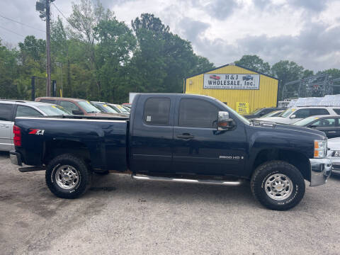 2007 Chevrolet Silverado 2500HD for sale at H & J Wholesale Inc. in Charleston SC