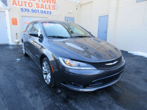 2015 Chrysler 200 for sale at Small Town Auto Sales in Hazleton PA