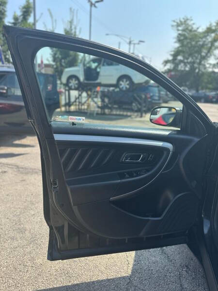 2014 Ford Taurus SEL