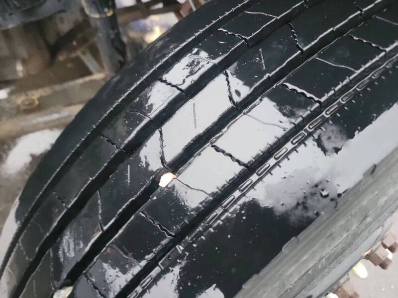 2004 Freightliner M2 106