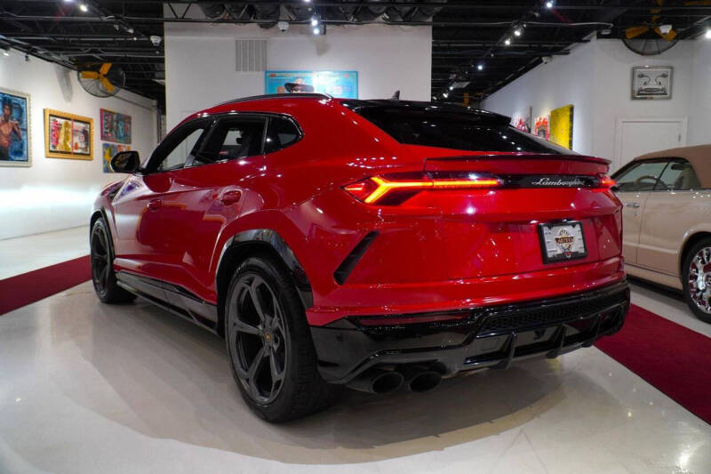 2019 Lamborghini Urus