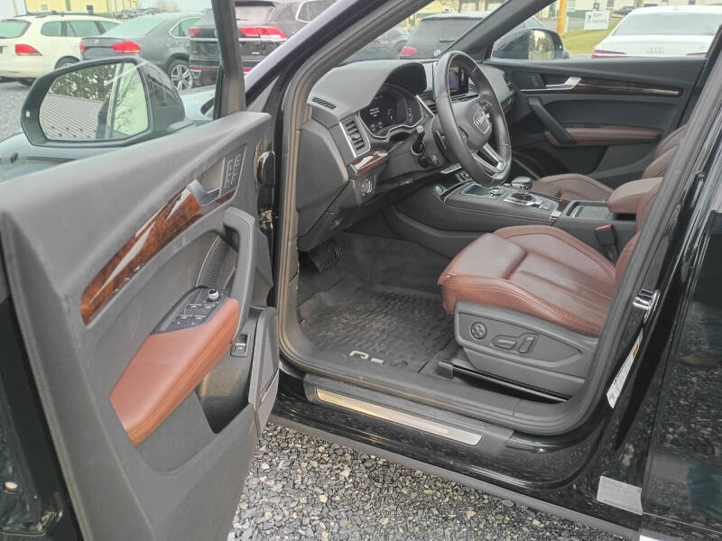 2020 Audi Q5 quattro Premium Plus 45 TFSI