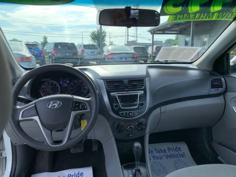 2017 Hyundai Accent SE