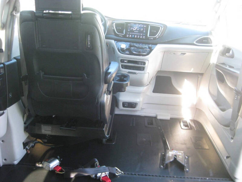 2018 Chrysler Pacifica Touring L Plus