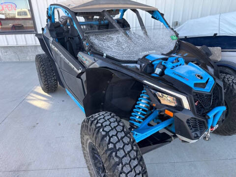 2018 Can-Am MAVERICK X 3