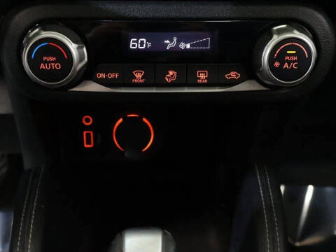 2019 Nissan Kicks SR