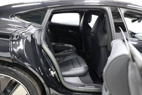 2022 Audi RS e-tron GT quattro