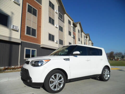 2015 Kia Soul +