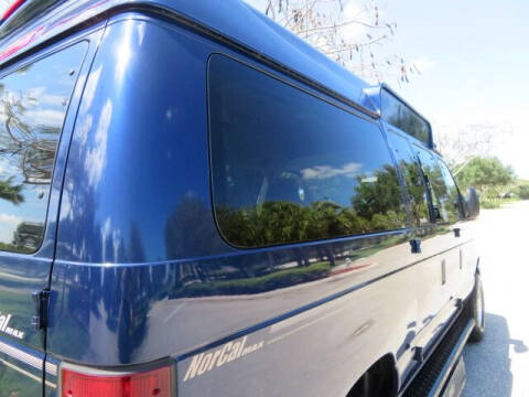 2011 Ford E-Series E-350 SD XLT