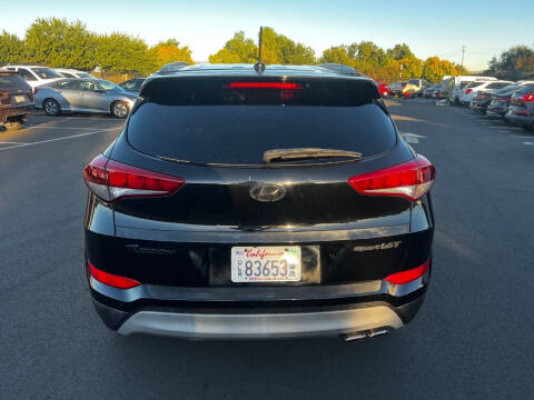 2017 Hyundai Tucson Sport