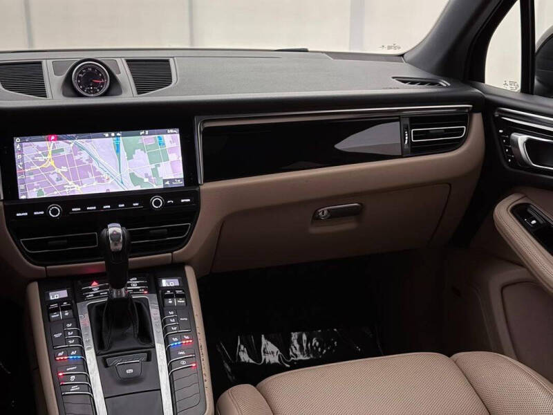 2020 Porsche Macan