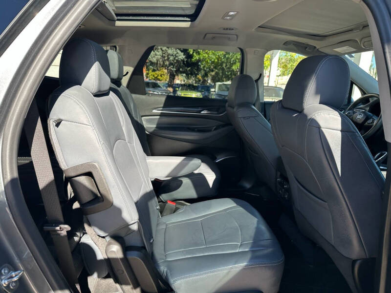 2020 Buick Enclave Essence