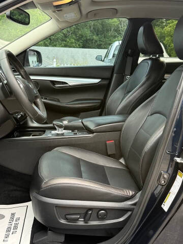 2019 Infiniti QX50 Essential