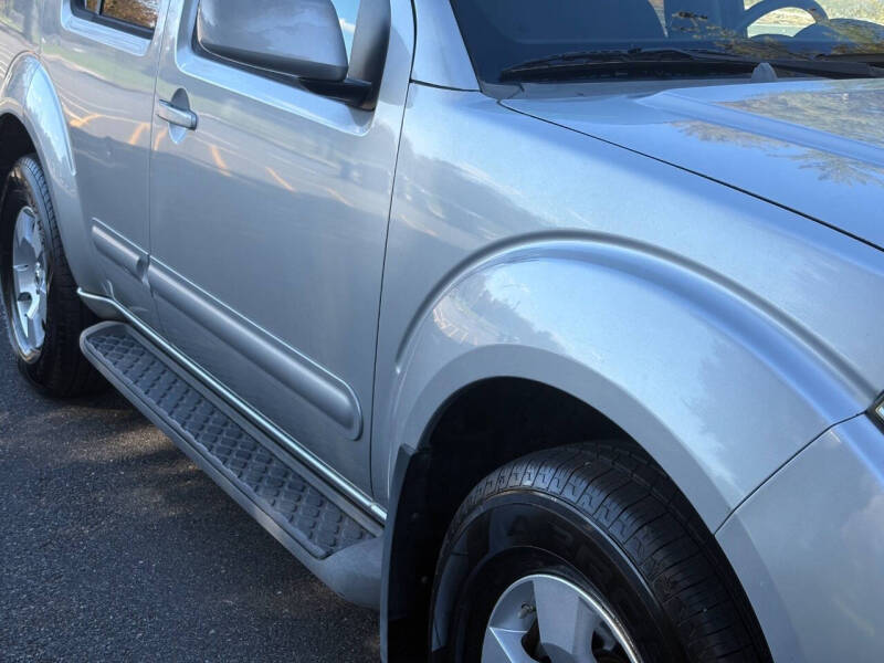 2007 Nissan Pathfinder SE