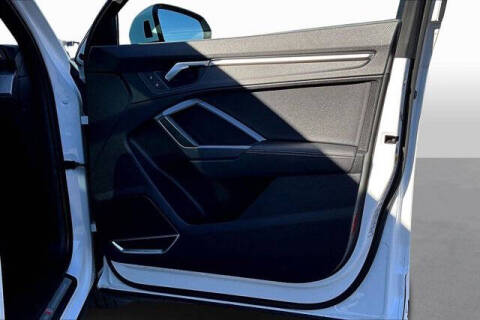 2019 Audi Q3 quattro S line Prem Plus 45 TFSI