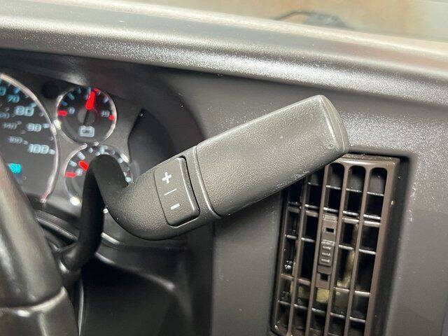 2022 Chevrolet Express 2500