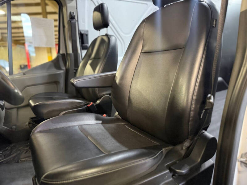 2024 Ford Transit 350