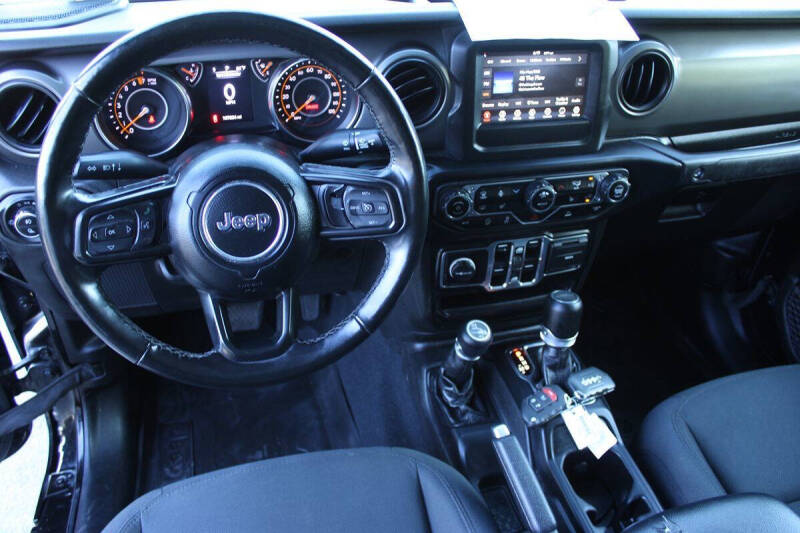 2022 Jeep Gladiator Willys