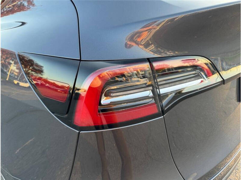 2021 Tesla Model Y Standard Range