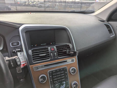 2017 Volvo XC60 T5 Inscription