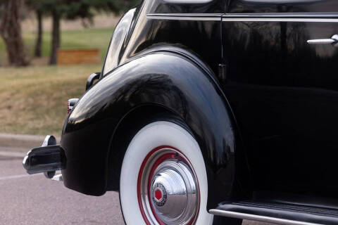 1939 Packard Super 8