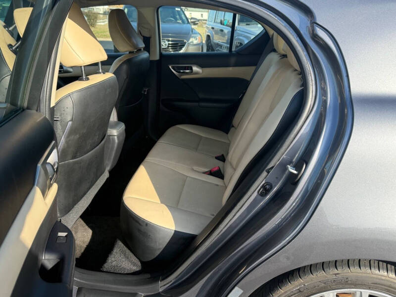 2016 Lexus CT 200h