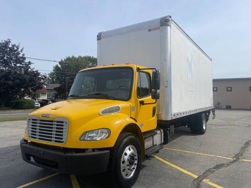 2019 Freightliner M2 106