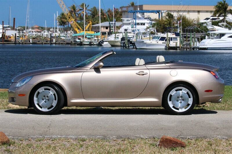 2004 Lexus SC 430