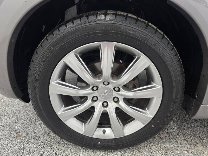 2014 Infiniti QX80