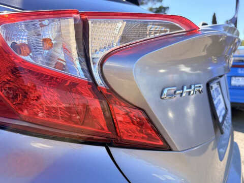 2018 Toyota C-HR XLE Premium