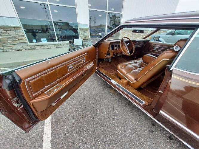 1975 Lincoln Continental