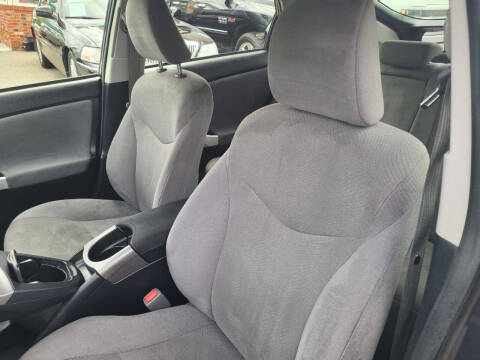 2015 Toyota Prius Four