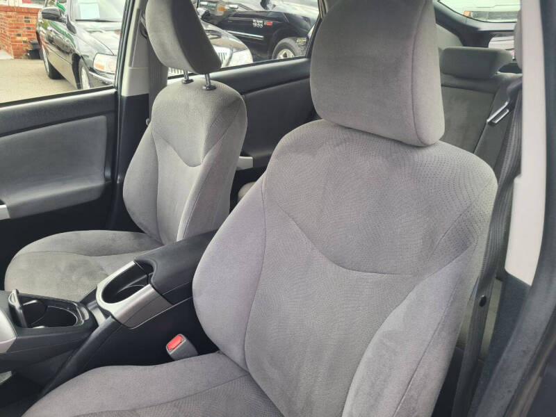 2015 Toyota Prius Four