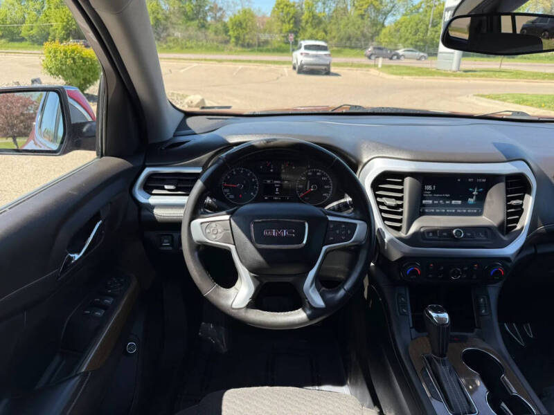 2019 GMC Acadia SLE-2