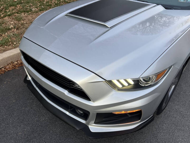 2015 Ford Mustang V6