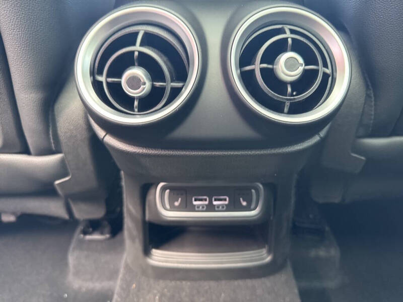 2025 Alfa Romeo Stelvio Intensa