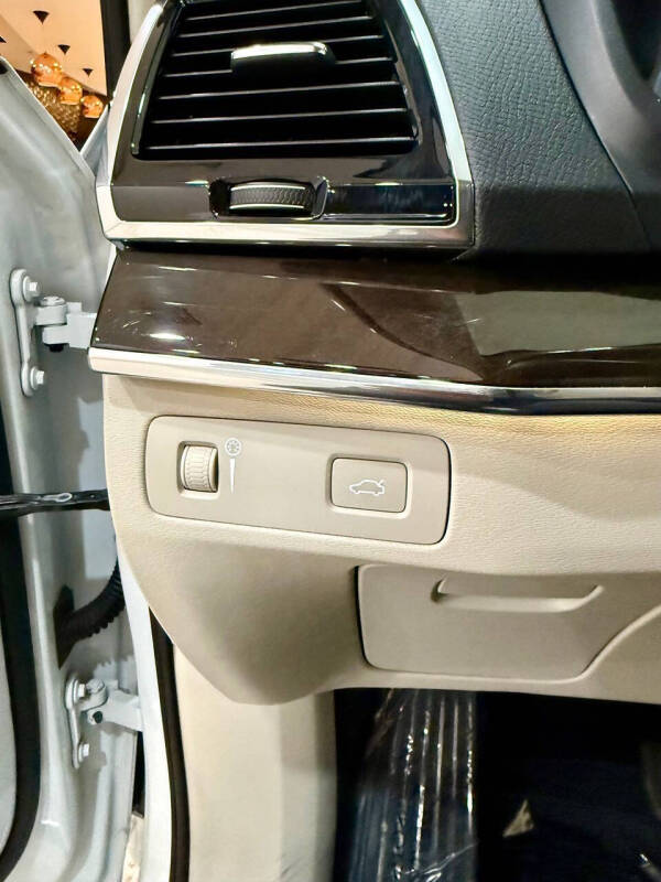 2018 Volvo XC90 T5 Momentum 7-Passenger