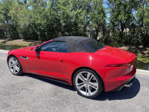 2015 Jaguar F-TYPE V8 S