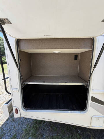 2018 Thor Motor Coach Ace 30.3